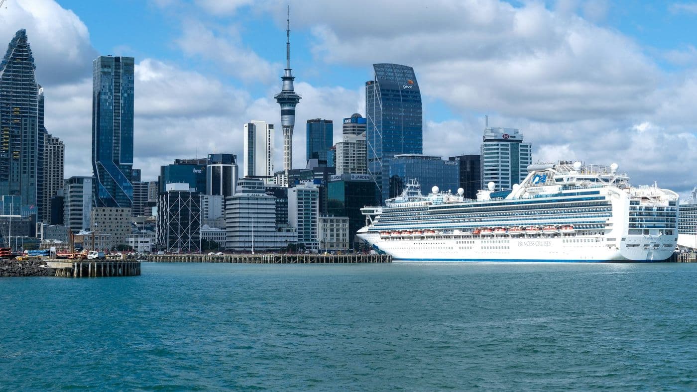 Auckland skyline beside Waitematā Harbour